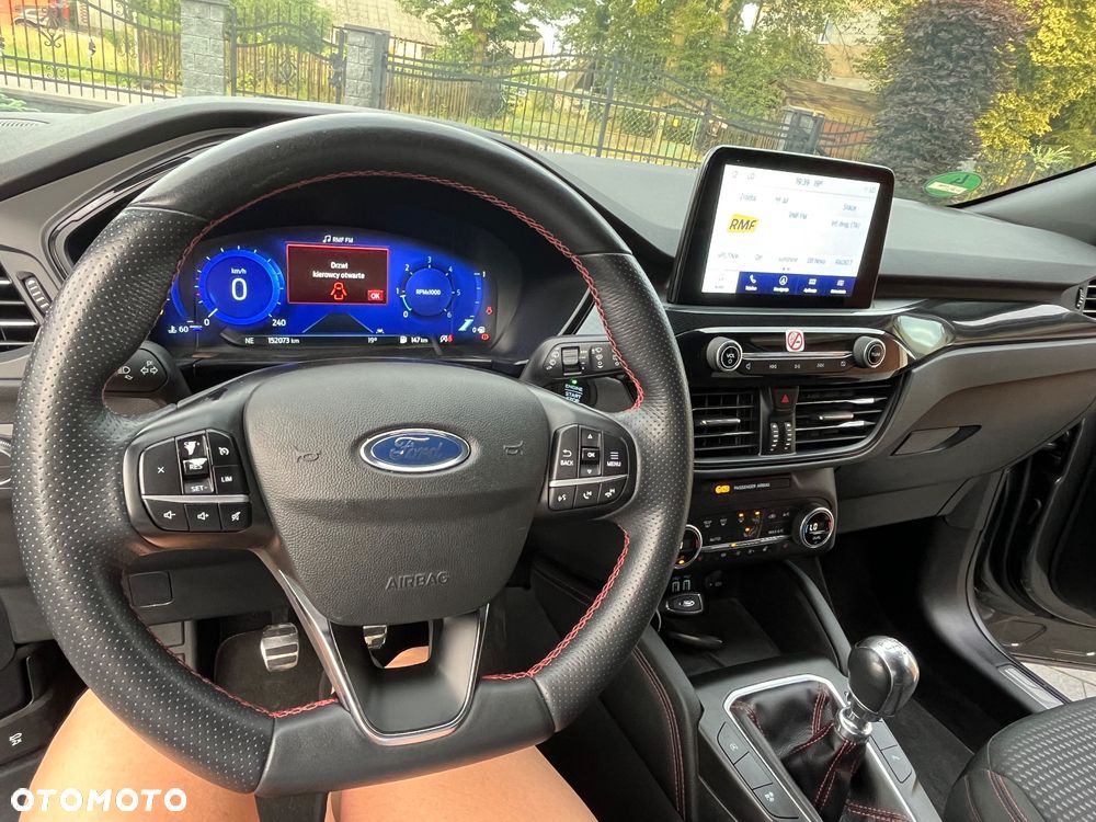 Ford Kuga 1.5 EcoBlue ST-LINE - 9