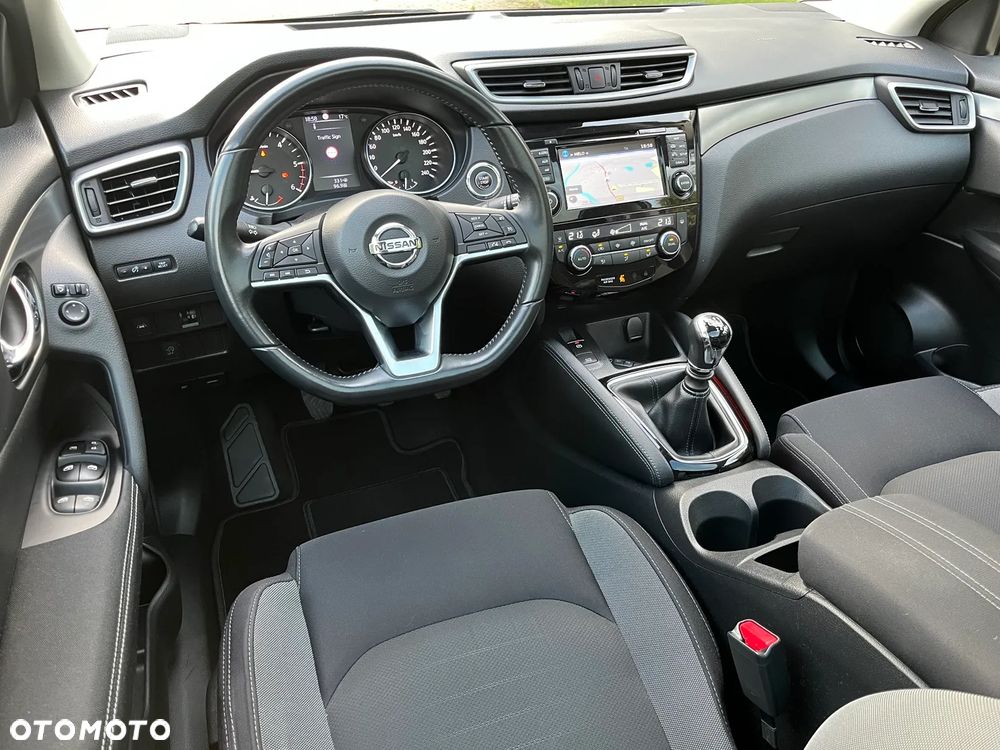 Nissan Qashqai 1.5 dCi N-Connecta - 20