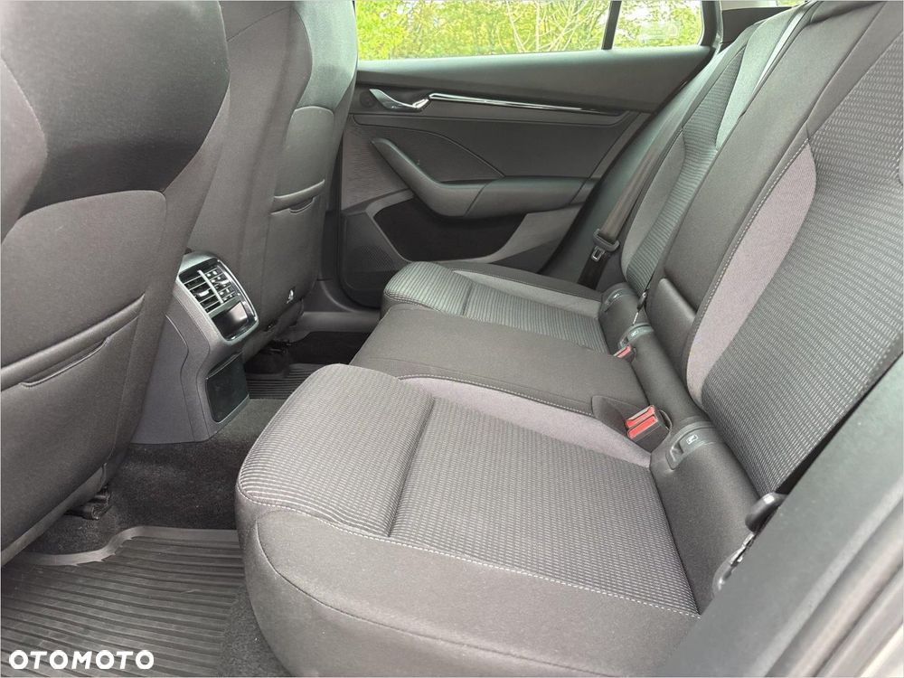 Skoda Octavia 2.0 TDI Ambition - 15