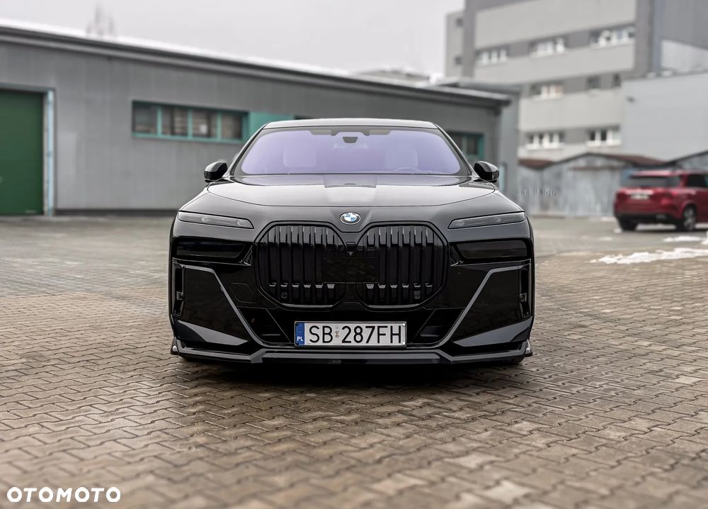 BMW Seria 7 - 33