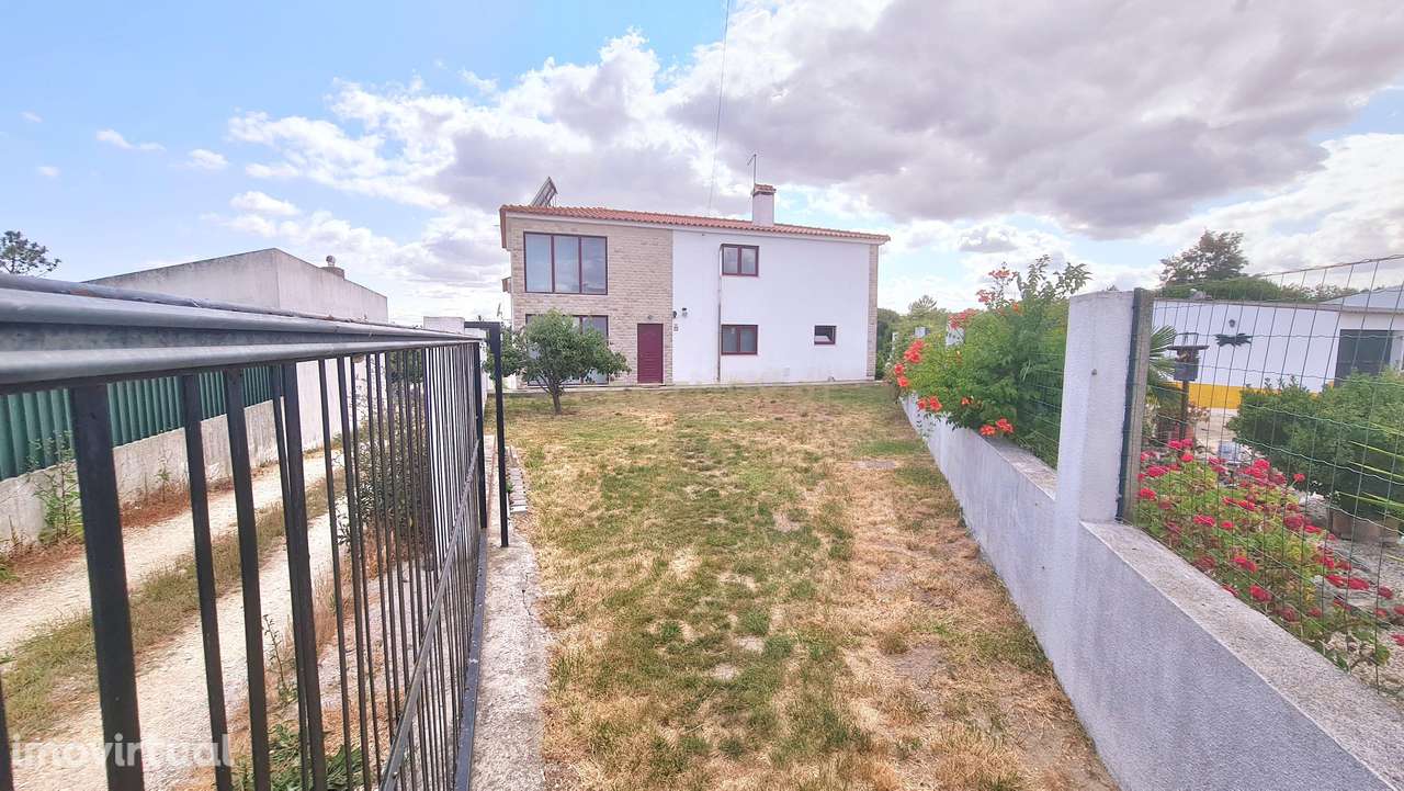 Moradia T4- Casais da Lapa-Cartaxo - Grande imagem: 3/46