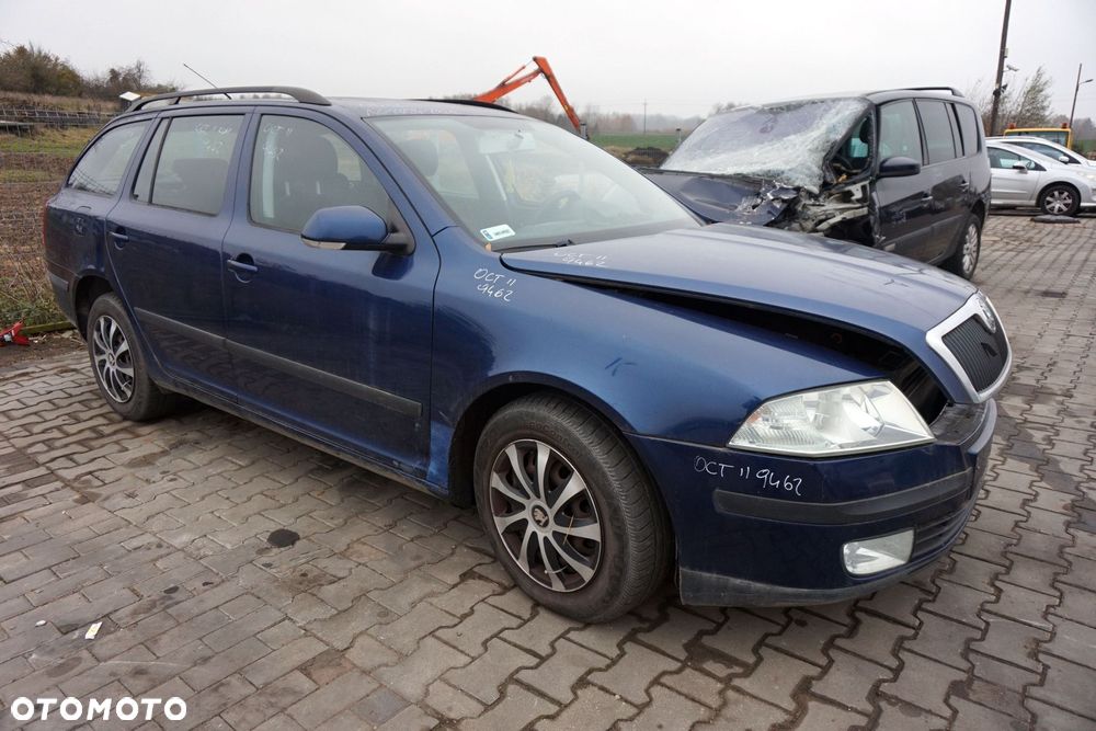 SKODA OCTAVIA II KOMBI 2006 9462 1.9 TDI BXE 105KM GQQ GRANATOWY na części - 7