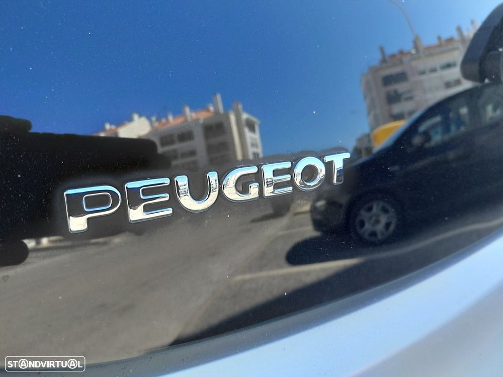 Peugeot 107 1.0 Black&Silver - 25