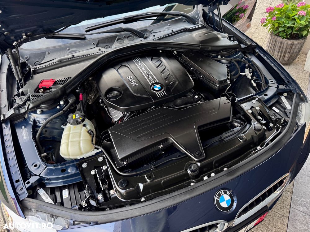 BMW Seria 3 320d Aut. Sport Line - 37