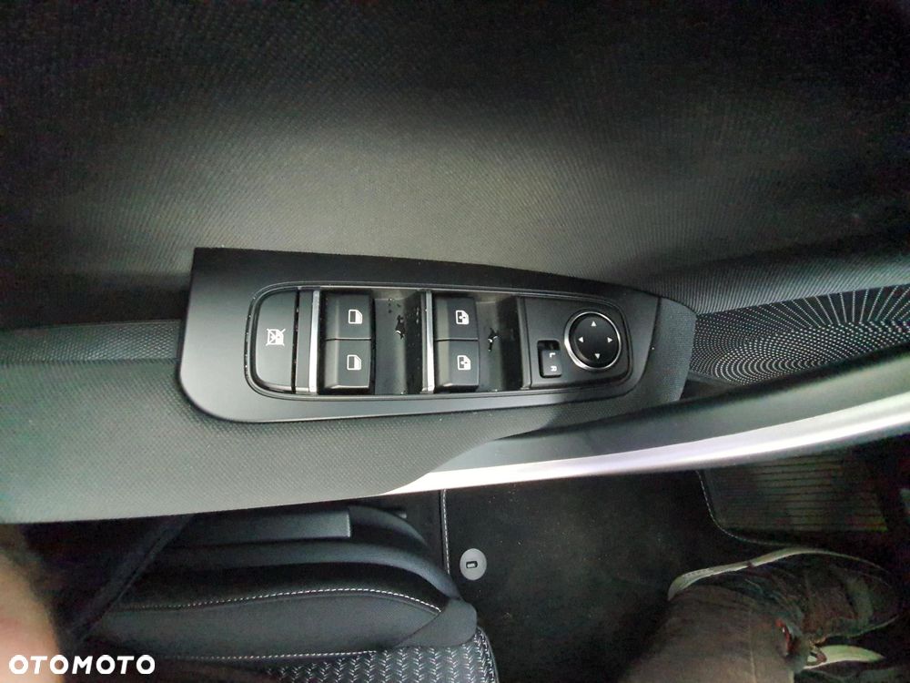 Kia Ceed 1.5 T-GDI M DCT - 22