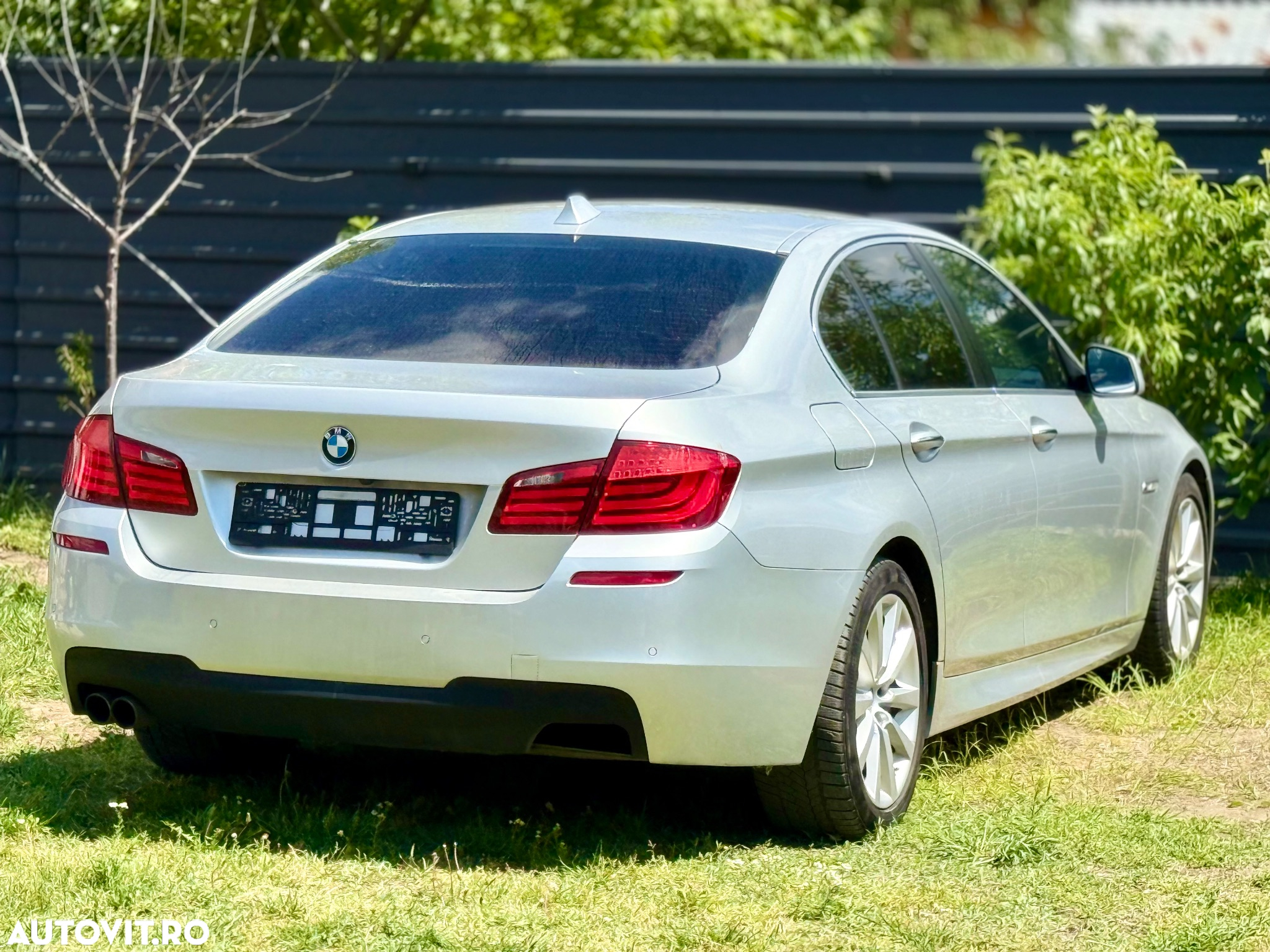 BMW Seria 5 520d - 8