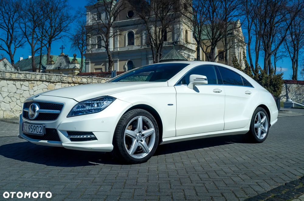 Mercedes-Benz CLS 500 4-Matic BlueEff - 34