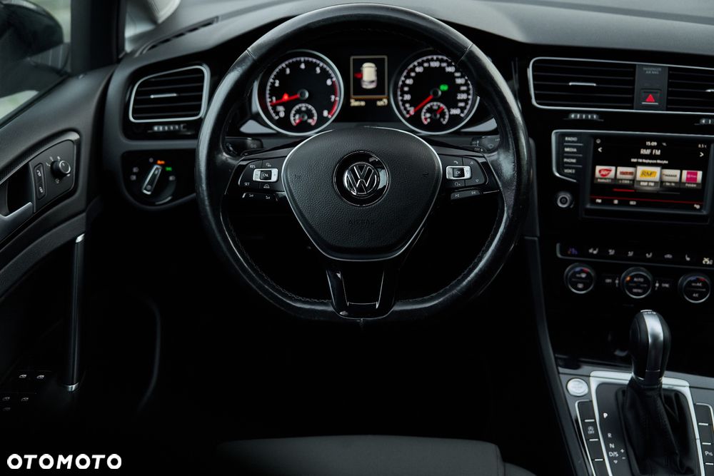 Volkswagen Golf 1.4 TSI BMT Highline DSG - 12