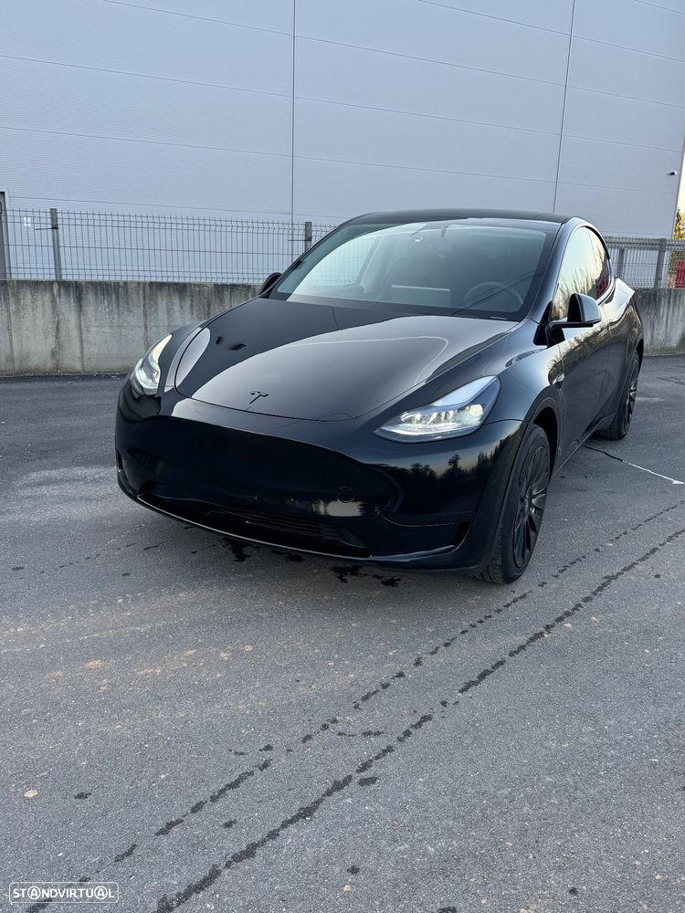 Tesla Model Y Standard - 14