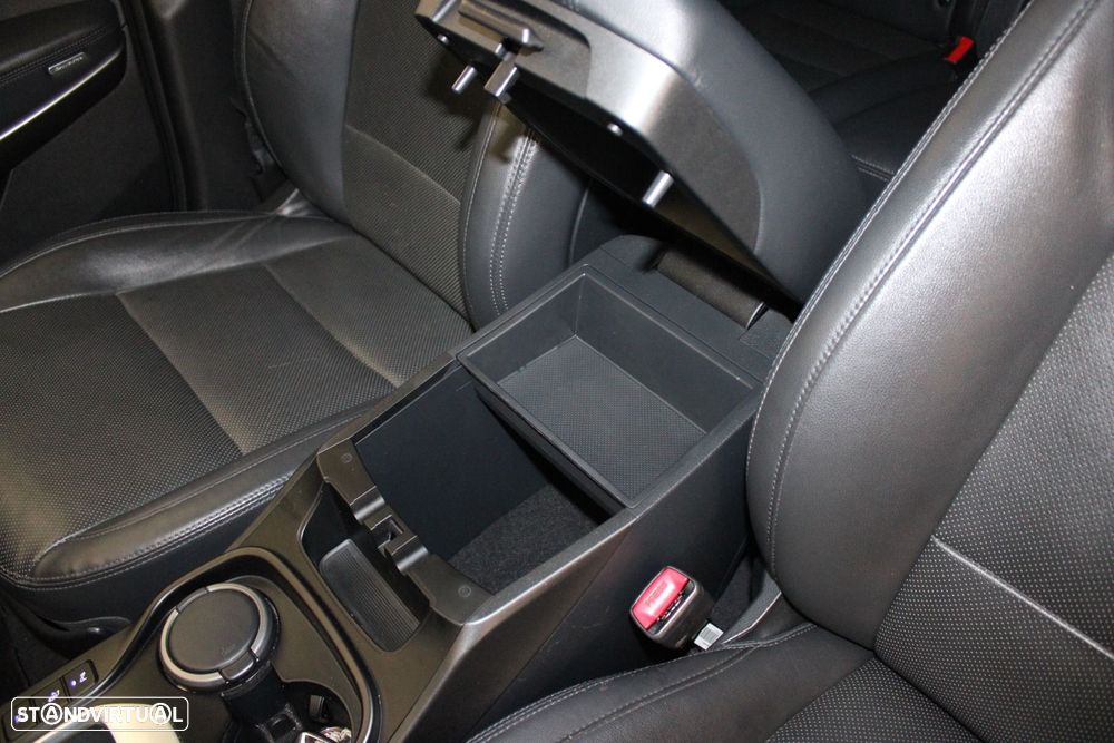 Hyundai Santa Fe 2.2 CRDi Premium Aut. - 32