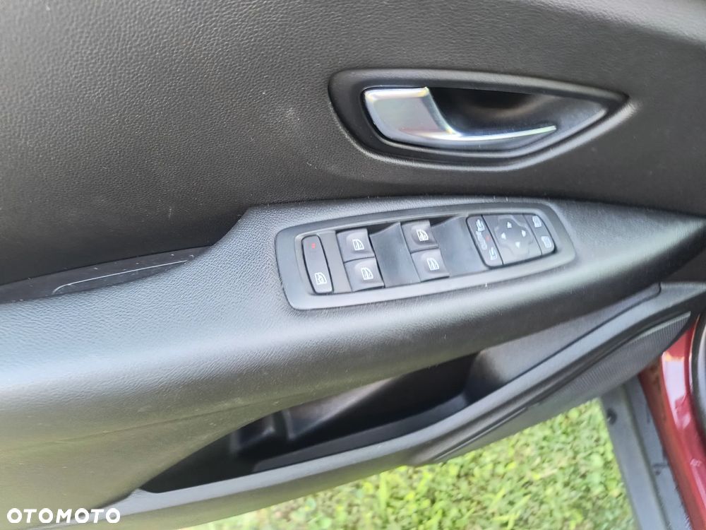 Renault Scenic ENERGY dCi 110 INTENS - 16