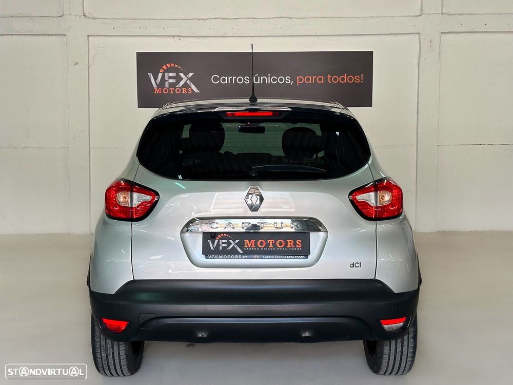 Renault Captur 1.5 dCi Exclusive - 23