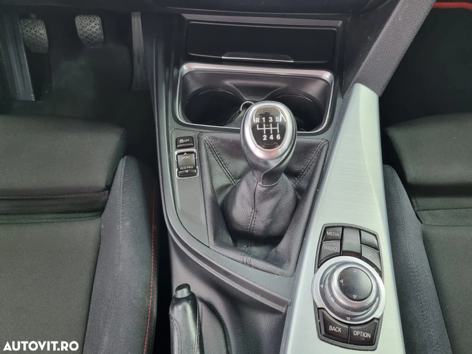 BMW Seria 3 318d - 13