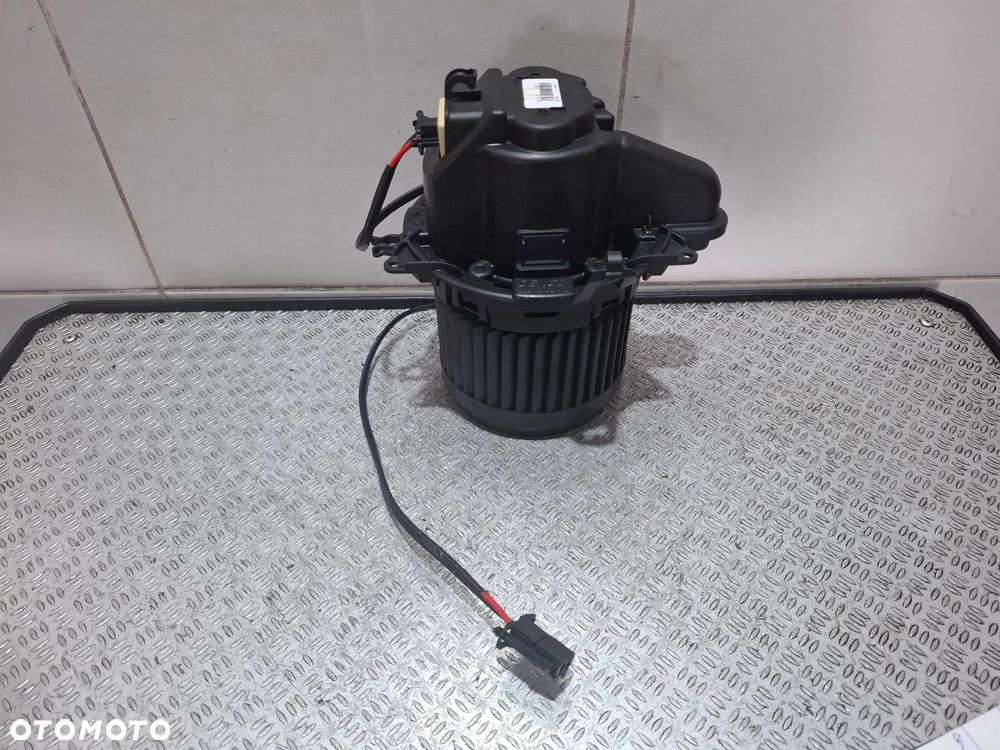 Wentylator dmuchawy Renault Clio IV nr 5P3730000 - 3