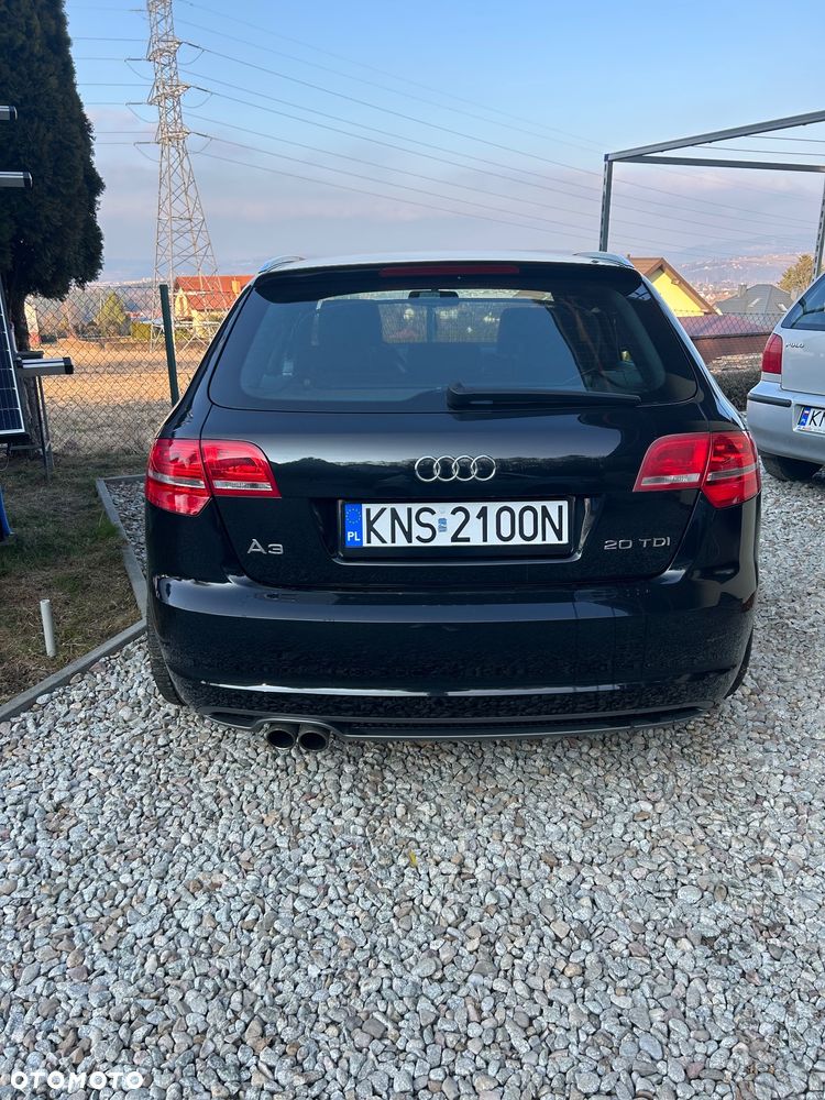 Audi A3 Sportback - 3