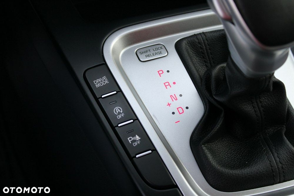 Kia Ceed - 28