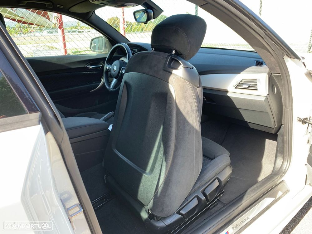 BMW 116 d Pack M Shadow - 20