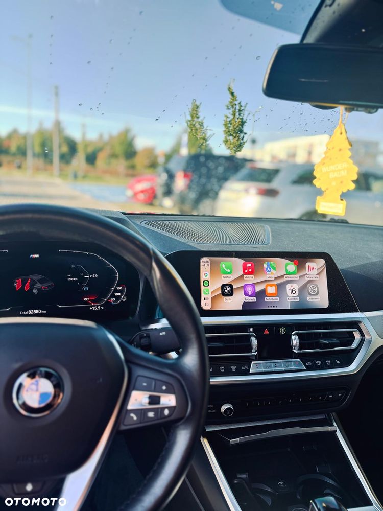 BMW Seria 3 330i xDrive Sport Line - 16
