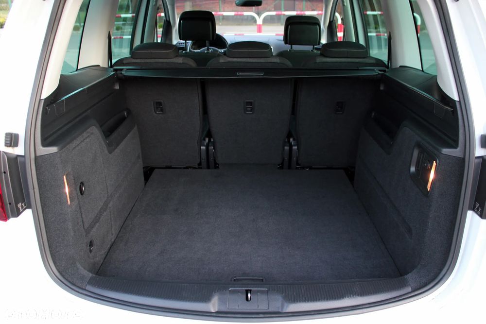 Volkswagen Sharan 2.0 TDI DSG (BlueMotion Technology) Comfortline - 10