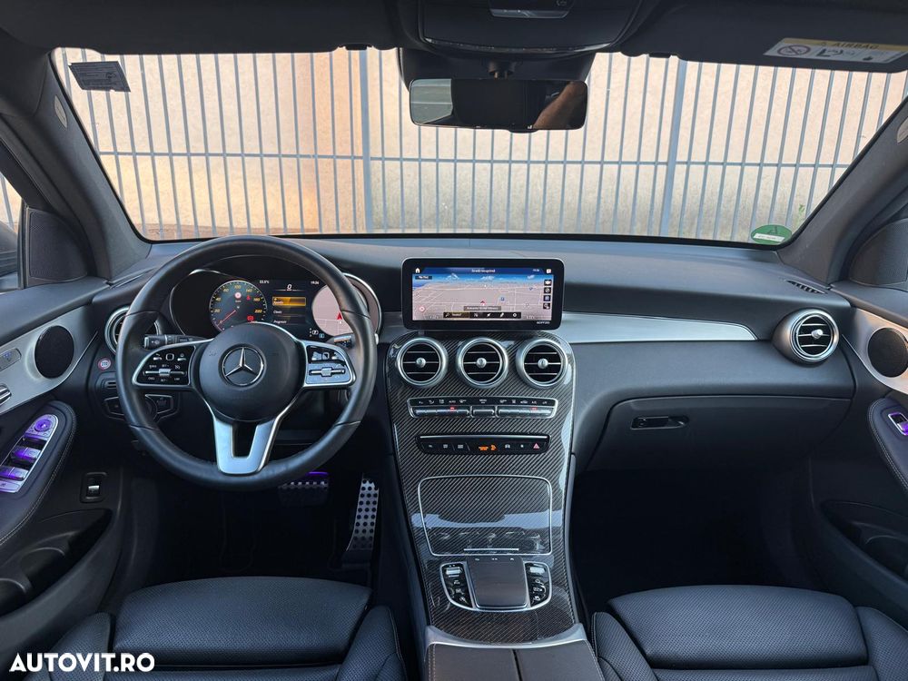Mercedes-Benz GLC 220 d 4Matic 9G-TRONIC AMG Line Advanced - 11