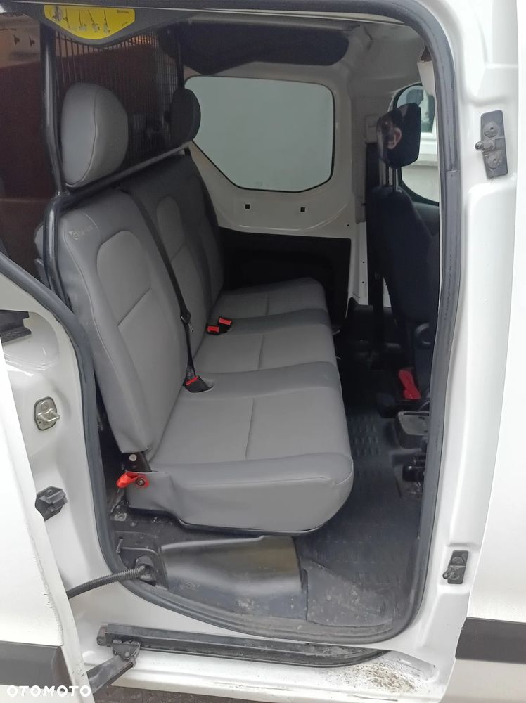 Peugeot Partner 100 L2 Pro - 12