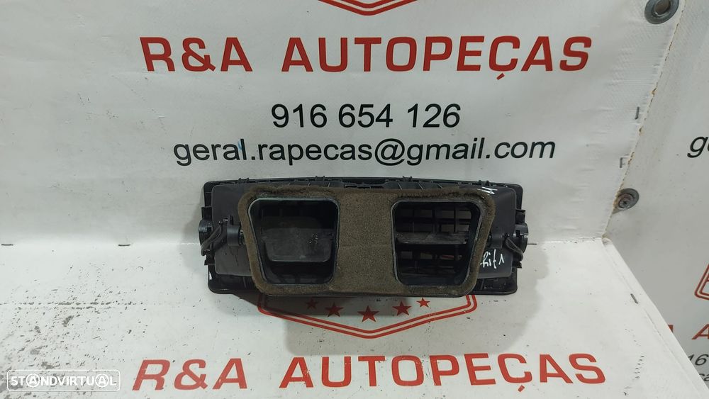 Difusor Saida de ar Central BMW Serie 1 E81 E87 Original - 3