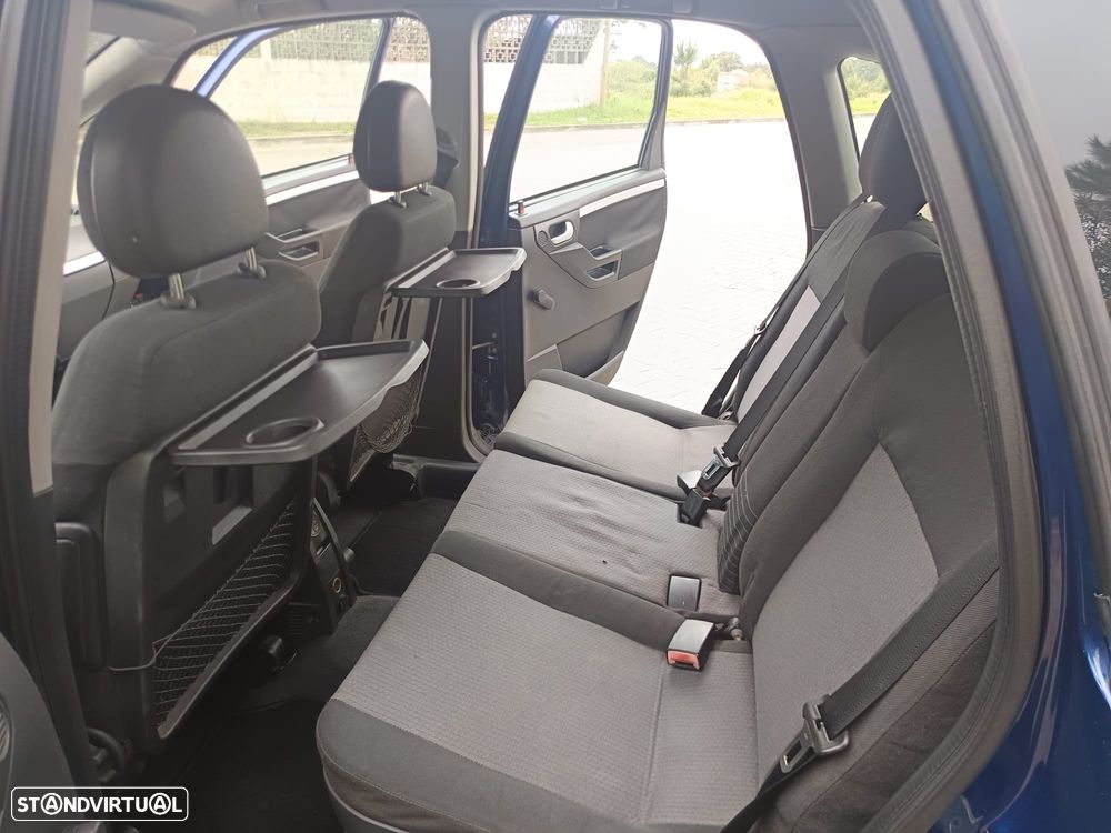 Opel Meriva 1.6 Enjoy - 22