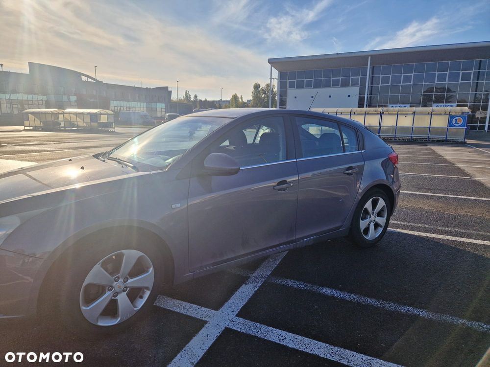 Chevrolet Cruze 1.8 LTZ - 7