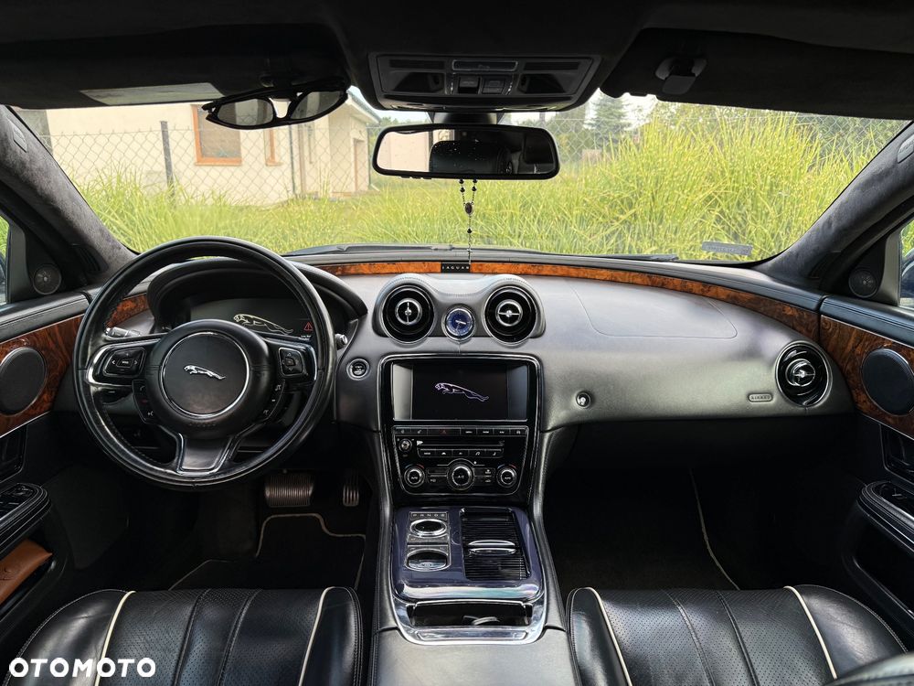 Jaguar XJ 3.0 V6 Kompressor Portfolio - 23