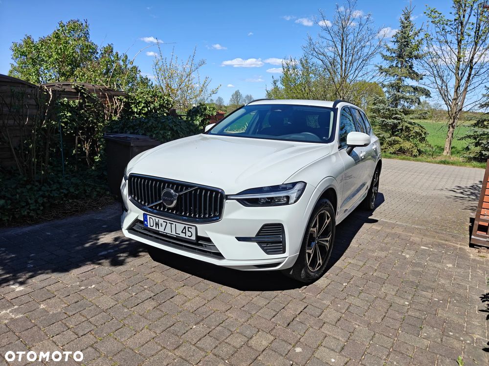 Volvo XC 60 B4 B Momentum Pro - 1