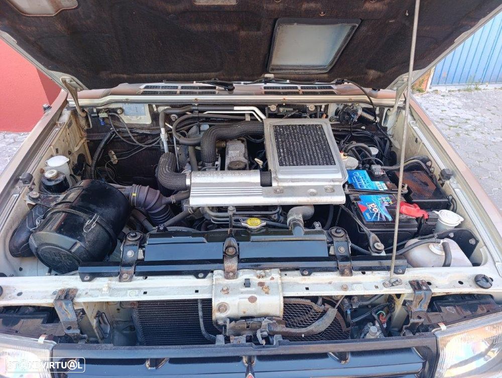 Mitsubishi Pajero 2.8 TD GLS - 10