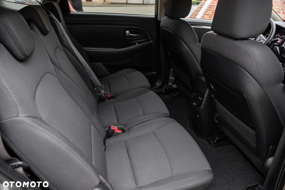Kia Carens 1.7 CRDi 115 ISG UEFA EURO 2016 - 30