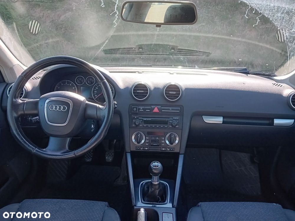 Audi A3 Sportback 1.6 Attraction - 5