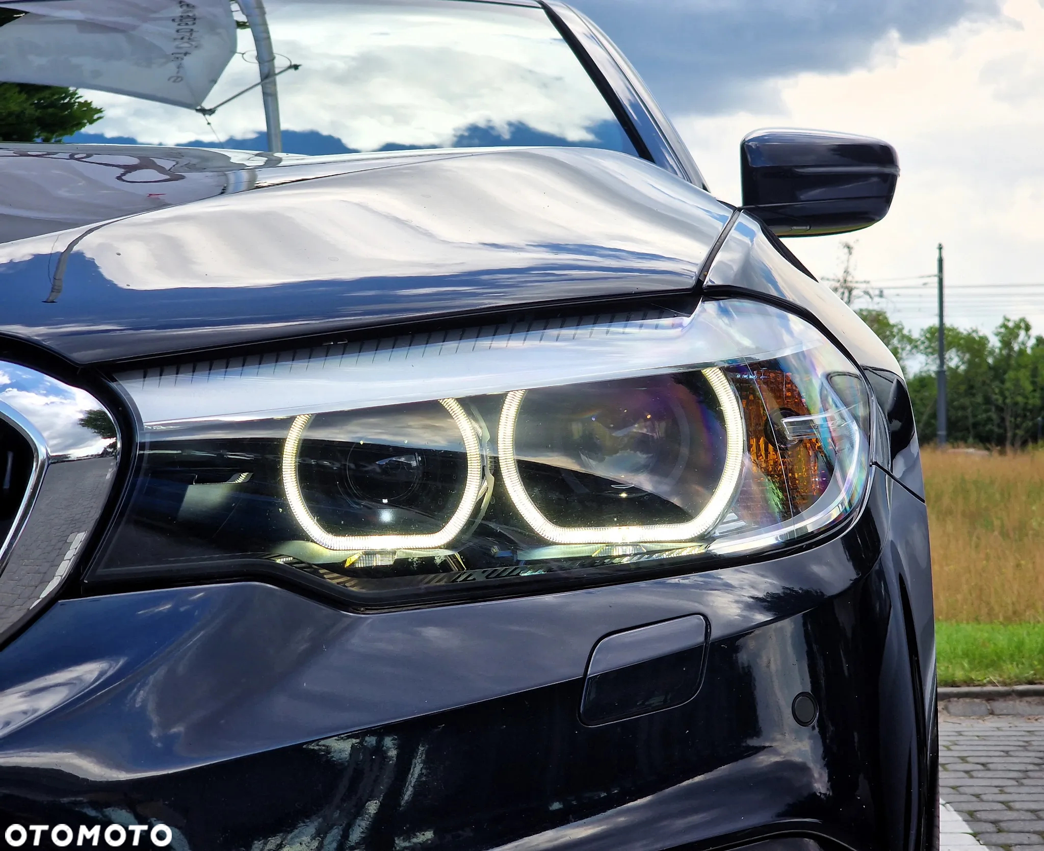 BMW Seria 5 520d xDrive M Sport sport - 9