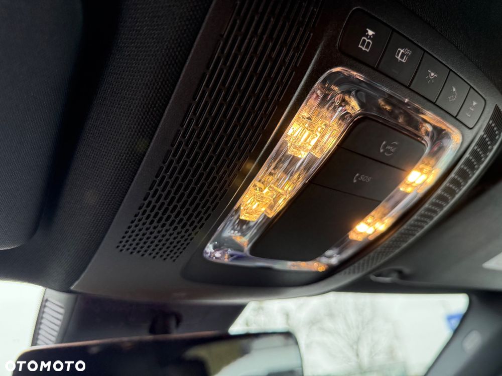 Mercedes-Benz Klasa A 200 d 8G-DCT AMG Line - 20