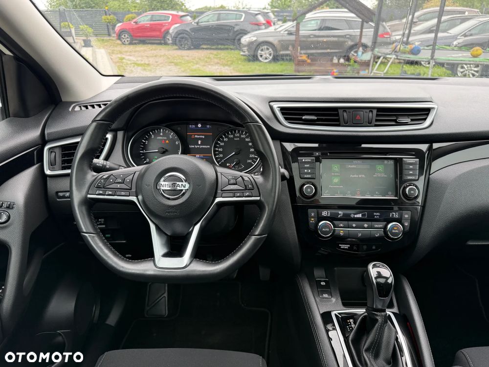 Nissan Qashqai 1.3 DIG-T DCT TEKNA+ - 28