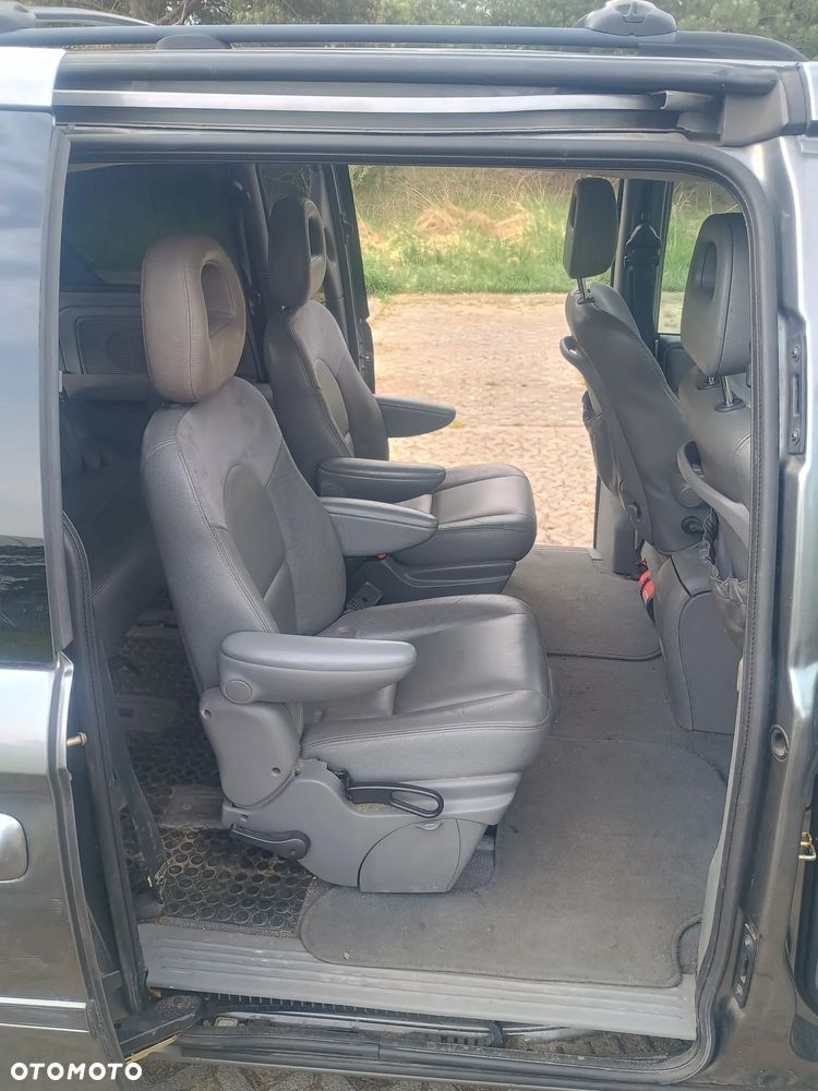 Chrysler Voyager 2.8 Executive SE CRD - 9