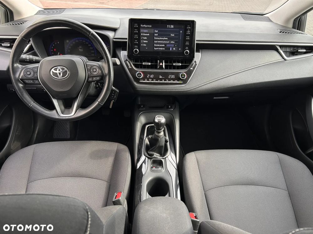 Toyota Corolla 1.6 Prestige - 21