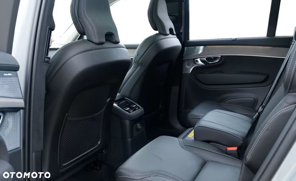 Volvo XC 90 T8 AWD Ultra Dark - 6