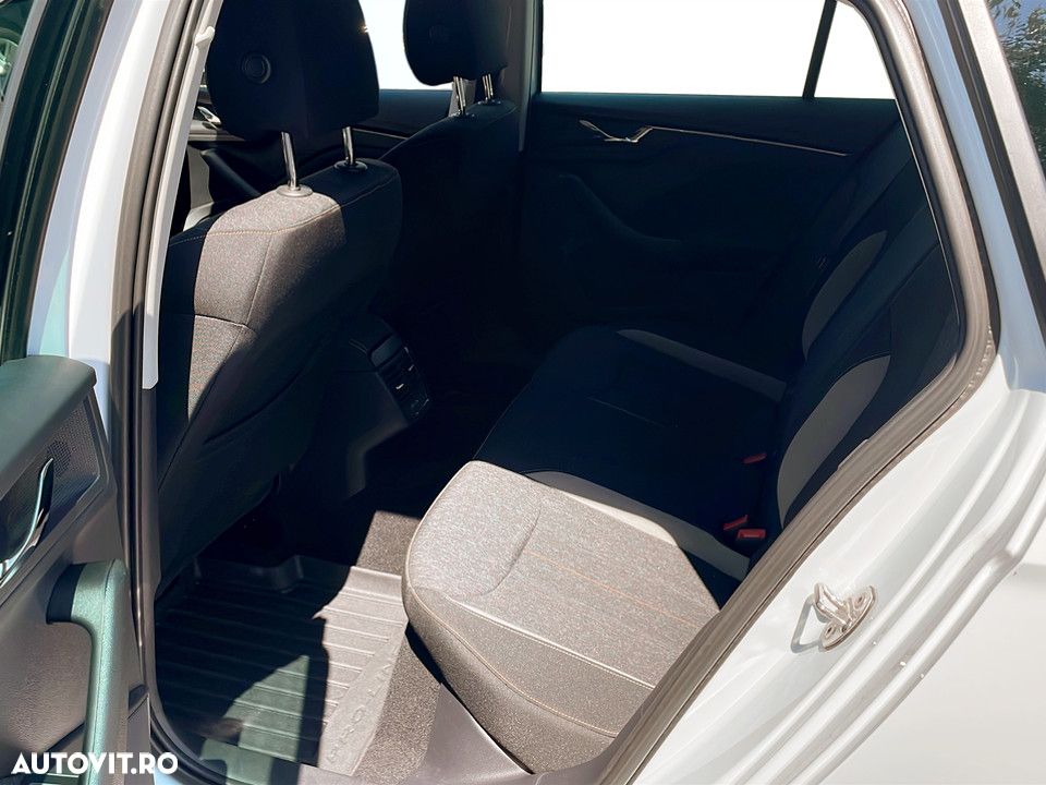 Skoda Karoq 1.5 TSI DSG Style - 23