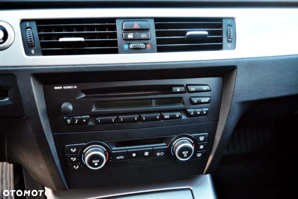 BMW Seria 3 318d - 9