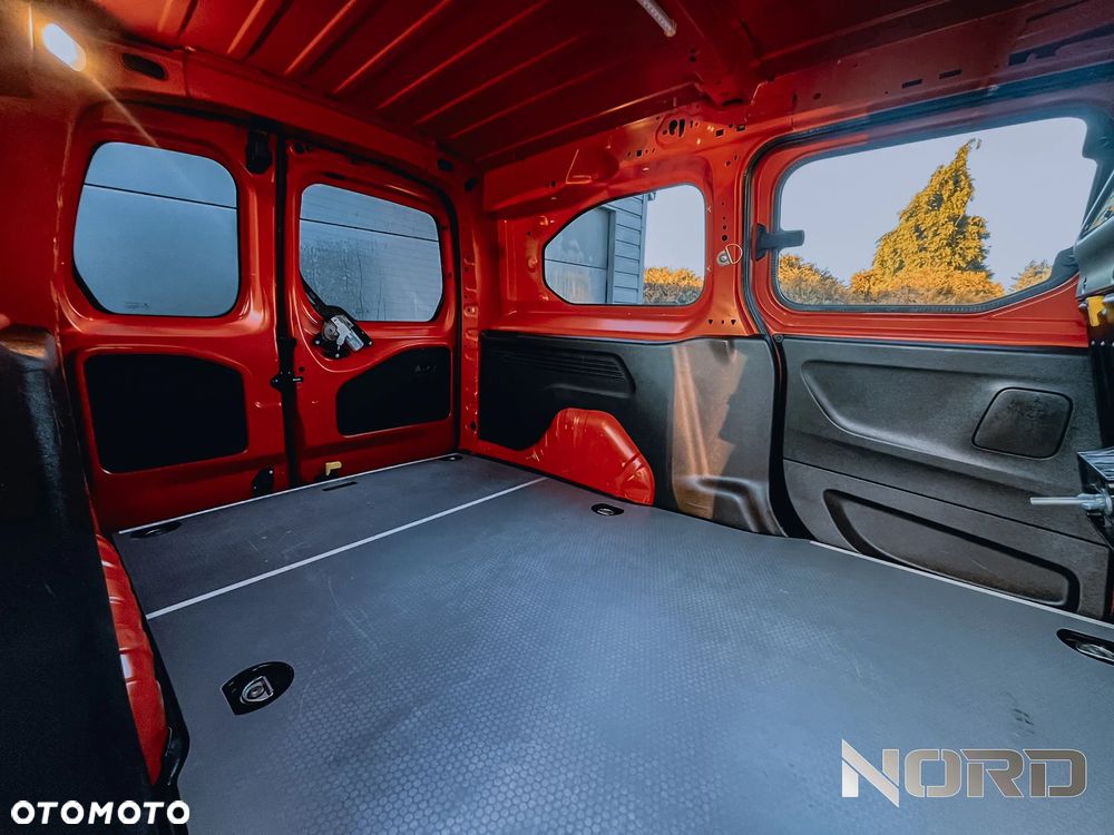 Peugeot Partner 4x4 Long Premium - 18