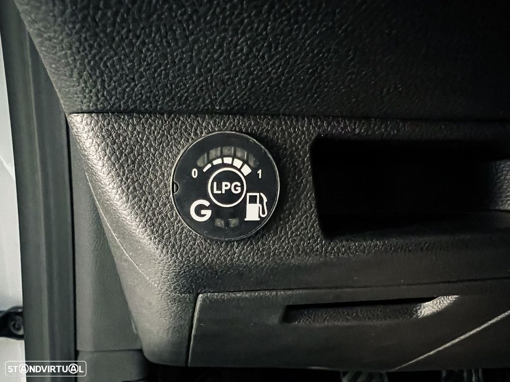 Renault Clio 1.0 TCe Zen Bi-Fuel - 15