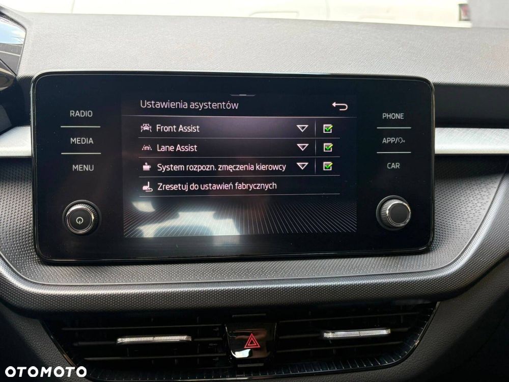 Skoda Fabia 1.0 TSI Ambition DSG - 20