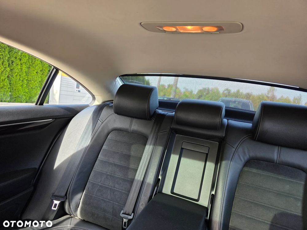 Volkswagen CC 2.0 TSI DSG - 21