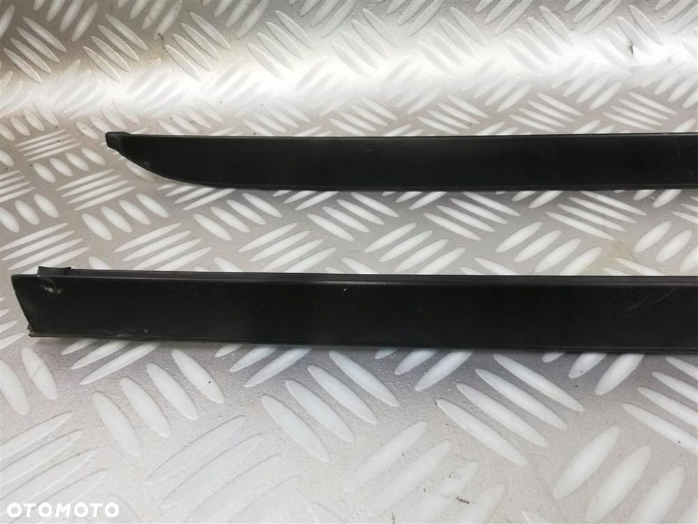 Listwa szyby przedniej lewa BMW Seria 5 E61 KOMBI 2003-2010 - 2