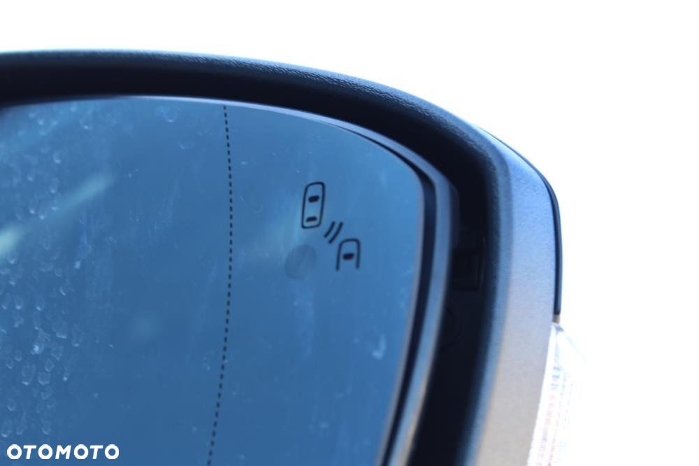 Ford S-Max - 10
