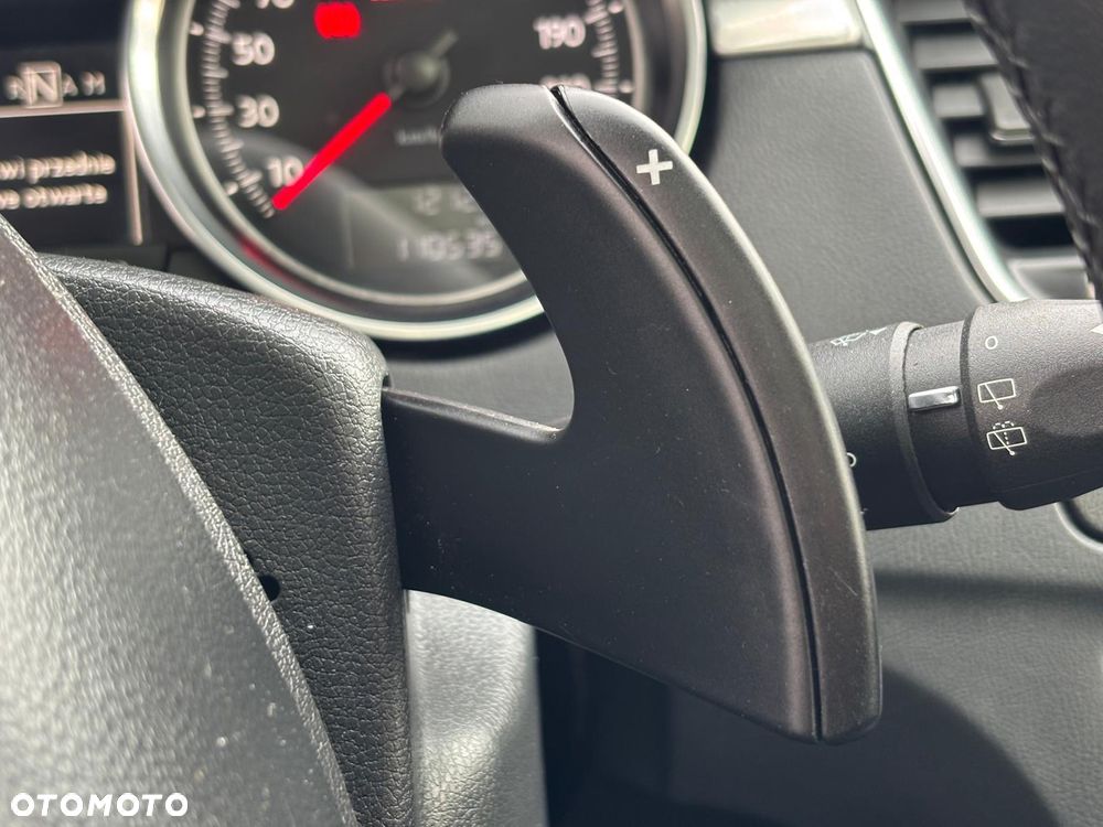 Peugeot 508 RXH 2.0 HDi HYbrid4 - 34