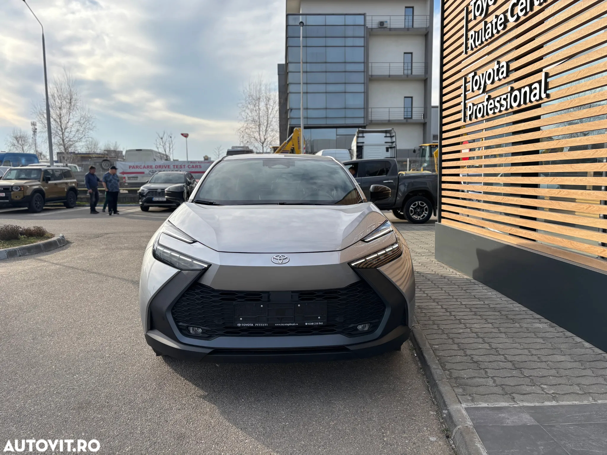 Toyota C-HR - 5