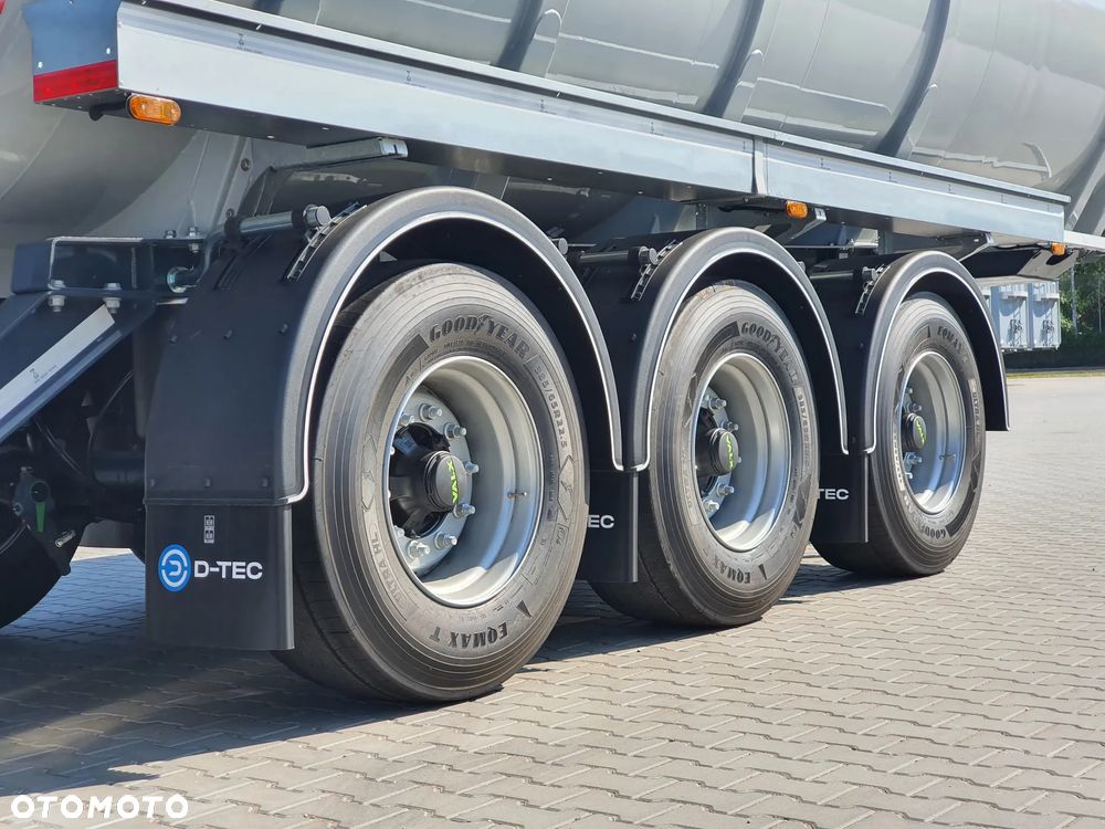 D-TEC Tanktrailer SV2011 Quickliner - 11